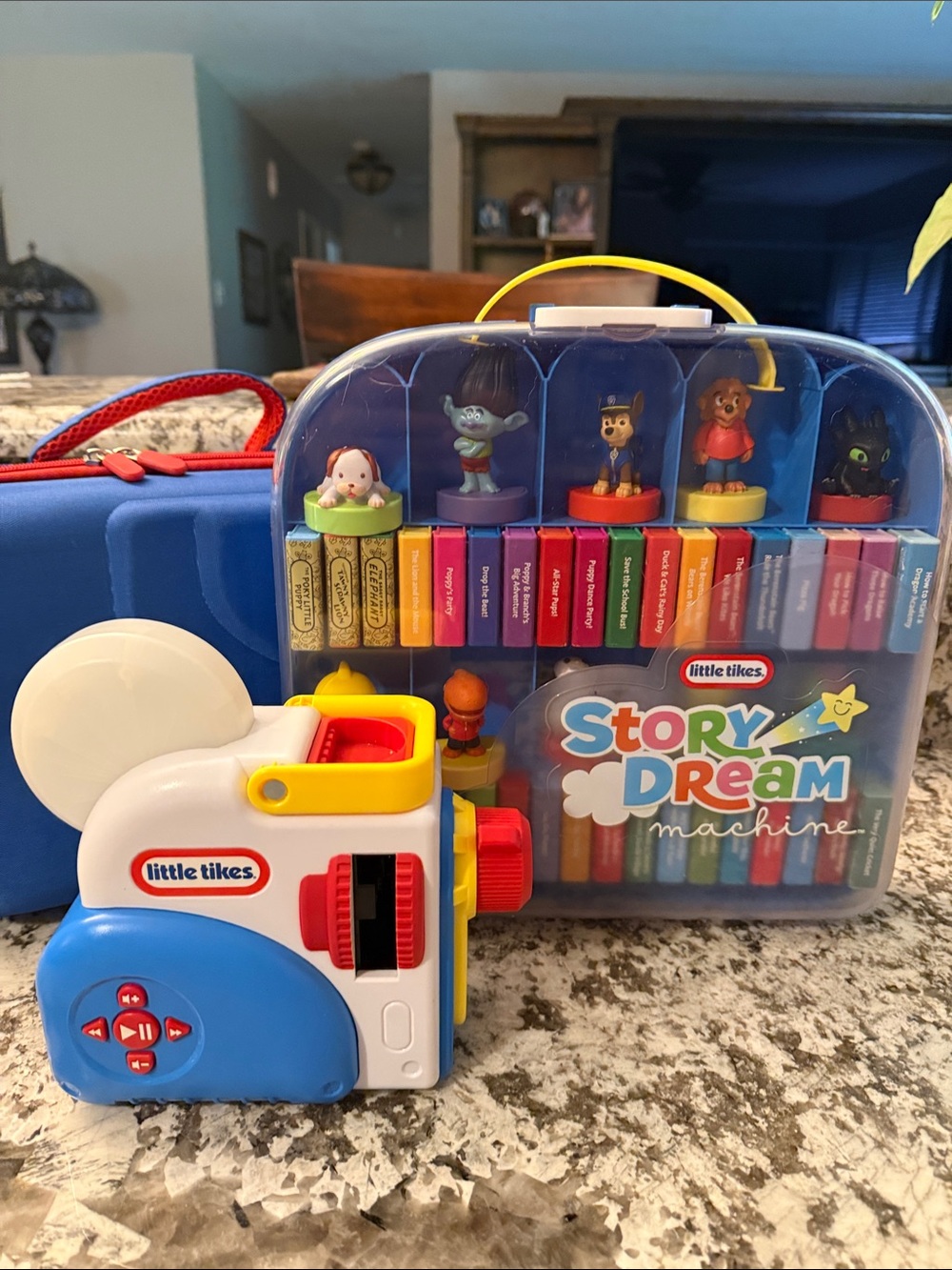 Little Tikes Dream Machine with 36 Books, 12 figures, and 2 Carrying Cases